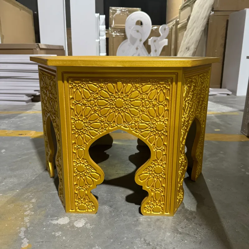 Indian Wedding Decor Supply - インド風花柄ゴールドテーブル ラウンド型ベッドサイドテーブル リビングルーム ウェディングデコレーション用品 ケーキテーブル