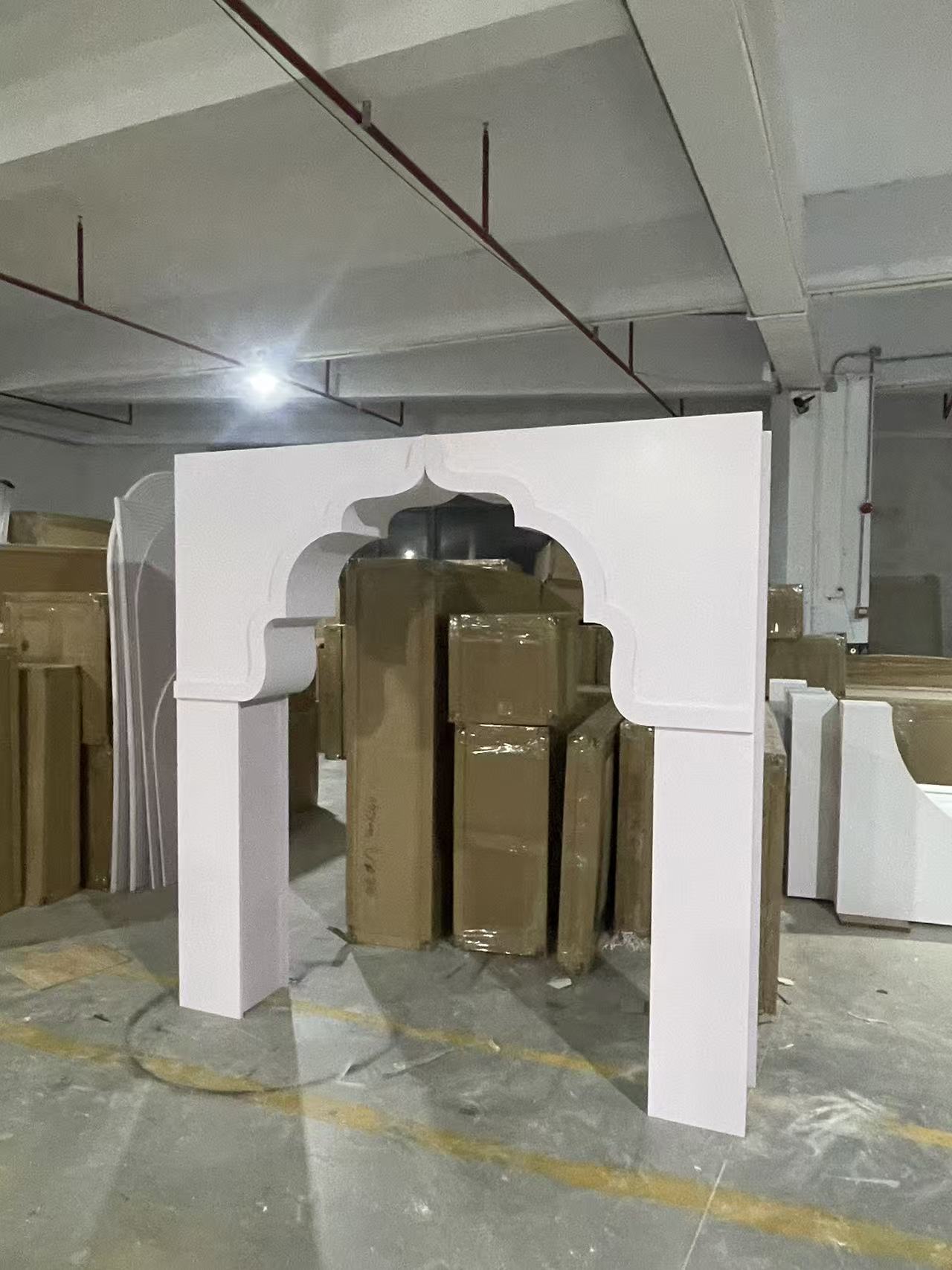 Indian Wedding Decor Supply - 卸売パーティーイベント装飾用品 インド風背景幕 アクリルPVCアーチスタンド ウェディングステージ背景幕