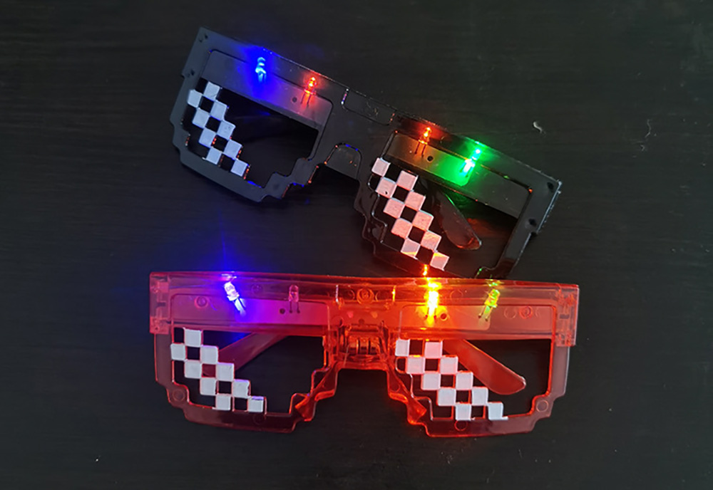 10/20/30 LED モザイクメガネライトアップグローサ - Wedding Supply Bulk のレビューと価格