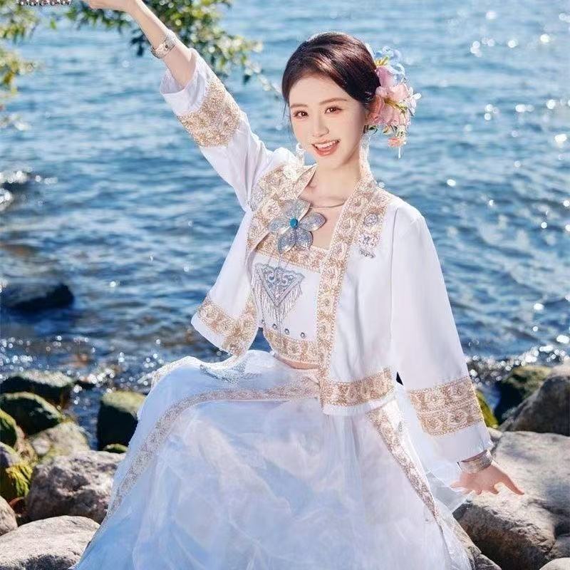 2026年春モン族衣装女性用伝統中国服旅行結婚式花嫁ユニフォ - Wedding Qw のレビューと価格