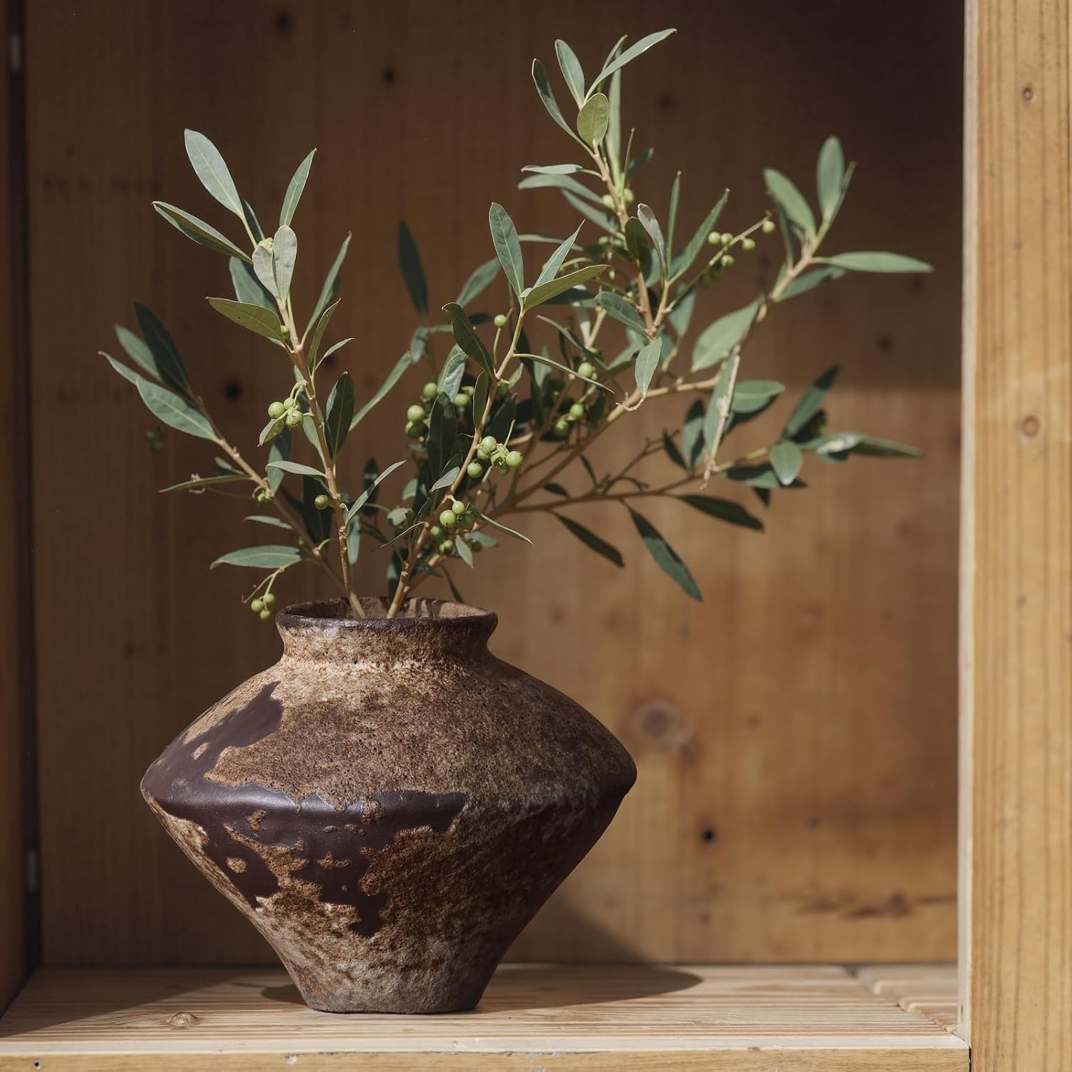侘び寂びのラスティックなヴィンテージ花瓶、高さ6.3インチ。 - Centerpiece Vase Tall のレビューと価格