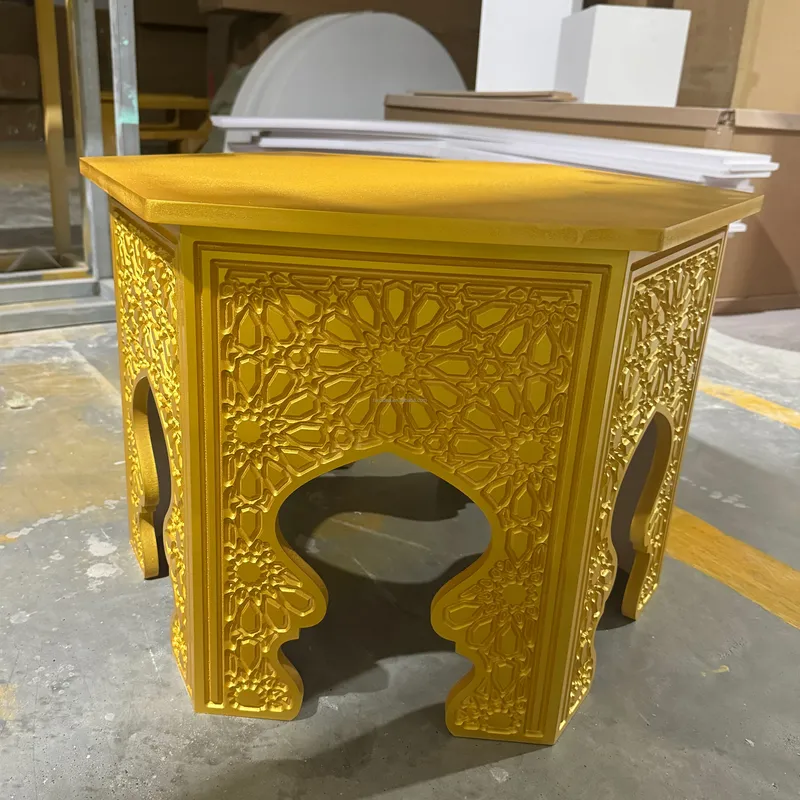 インド風花柄ゴールドテーブル ラウンド型ベッドサイドテーブル - Indian Wedding Decor Supply のレビューと価格
