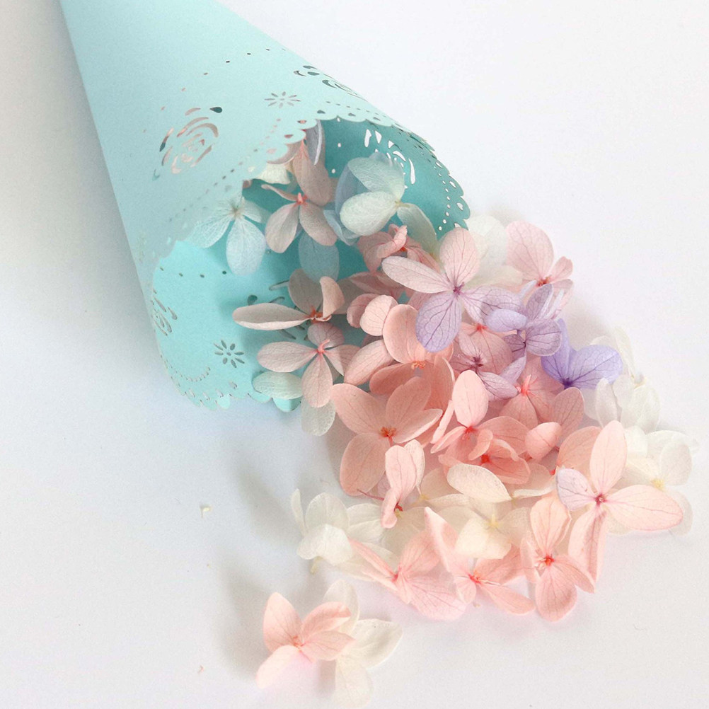 20個入り中空コンフェッティホルダー、紙製コーン、丈夫なクラ - Papercraft Supply Confetti のレビューと価格