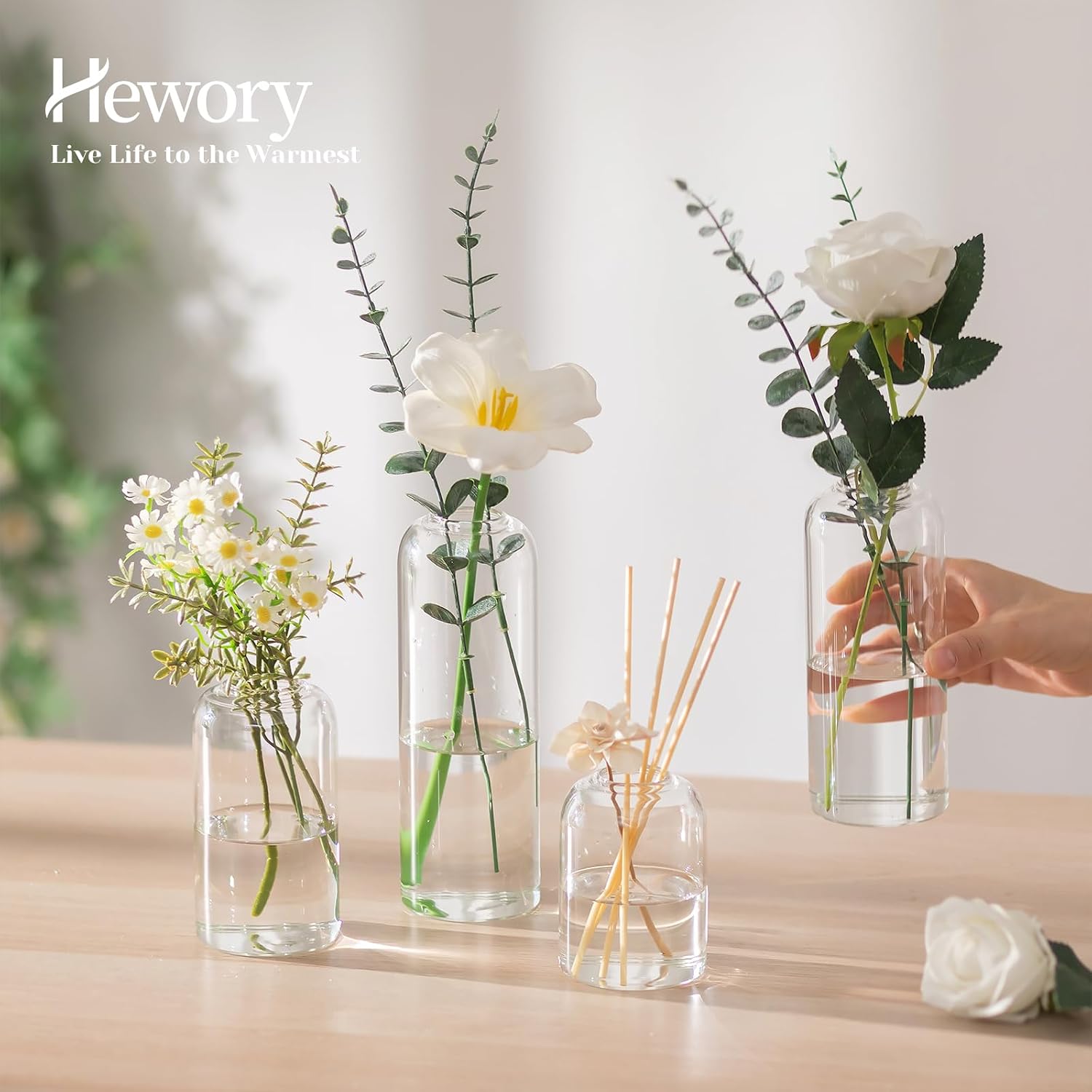 Hewory ガラス製花瓶：モダンな透明小型花瓶20個セット - Centerpiece Vase Tall のレビューと価格